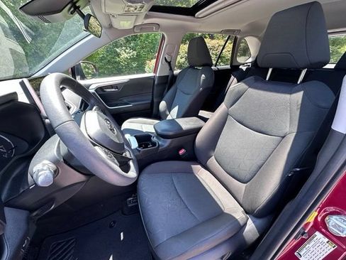 Used 2023 Toyota RAV4 XLE w/ Convenience Package AWD/4WD image 12