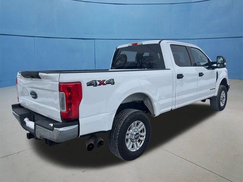 Used 2019 Ford F250 XLT w/ Snow Plow Prep Package image 6