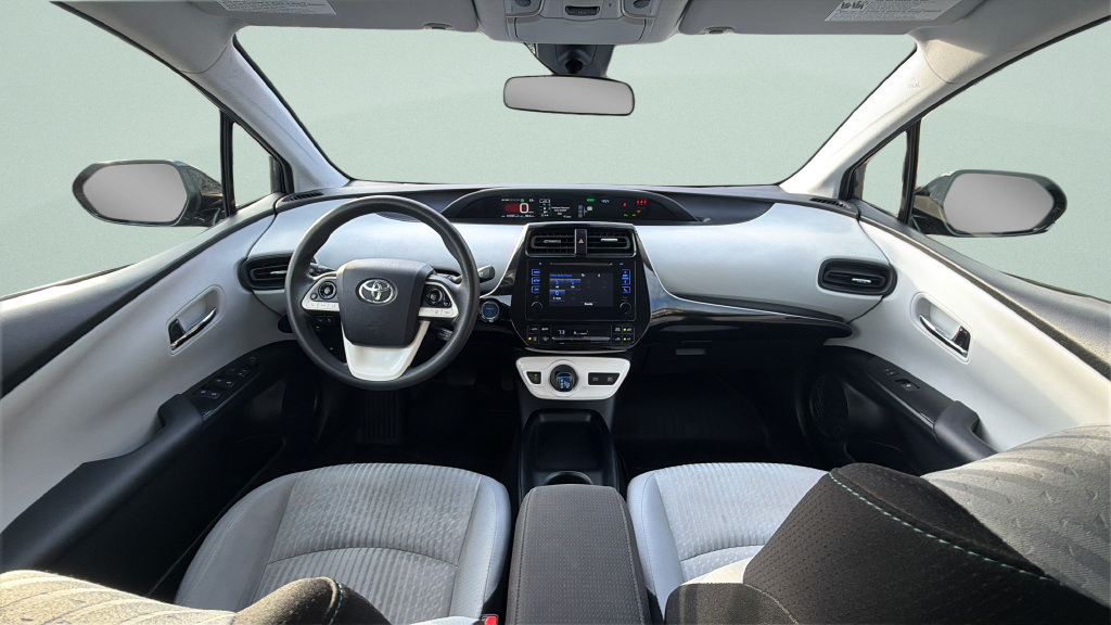 Used 2018 Toyota Prius Two w/ Prius Two Safety Plus Package FWD image 10