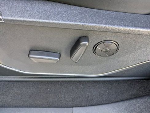 Certified 2025 Ford F350 Platinum image 20