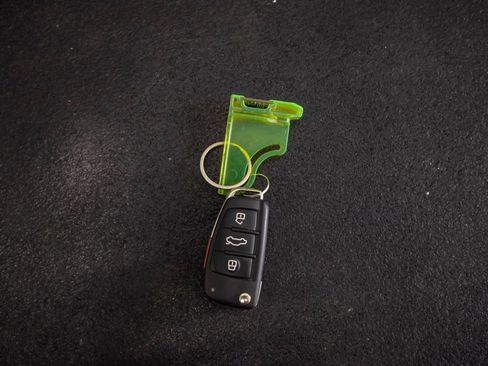 Used 2023 Audi Q3 2.0T Premium w/ Black Optic Package image 45