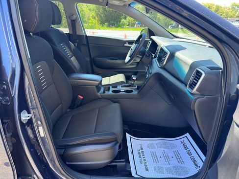 Used 2022 Kia Sportage LX w/ LX AWD Value Edition Package image 30