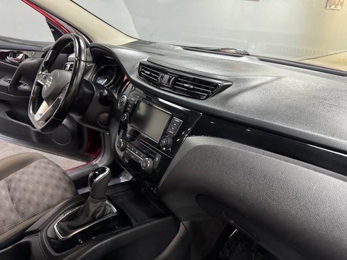 Used 2021 Nissan Rogue Sport SV image 50