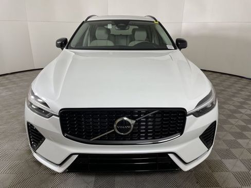 Certified 2025 Volvo XC60 T8 Core w/ Protection Package Premier AWD/4WD image 7