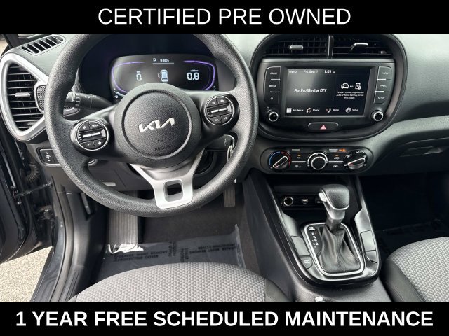 Used 2025 Kia Soul LX w/ LX Technology Package FWD image 17