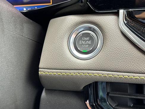 Used 2024 Chevrolet Colorado ZR2 AWD/4WD image 21