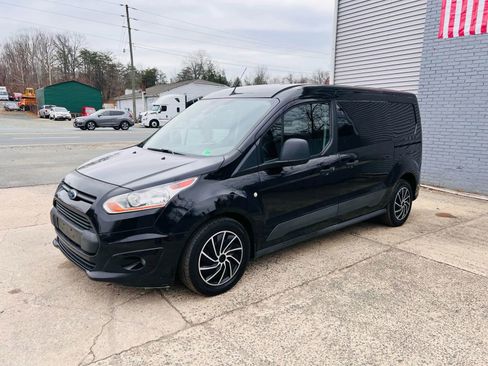 Used 2017 Ford Transit Connect XLT image 1
