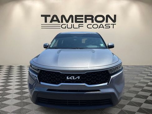 Used 2023 Kia Sorento LX AWD/4WD image 2