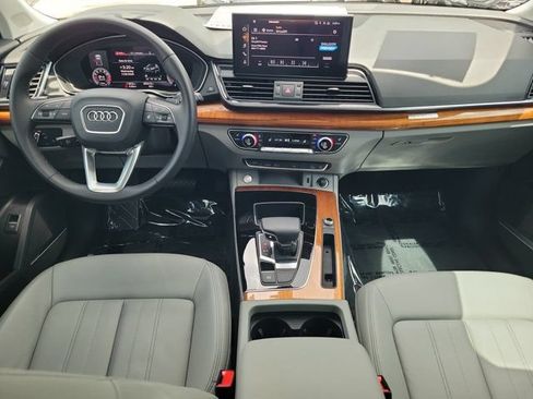 Certified 2023 Audi Q5 2.0T Premium Plus AWD/4WD image 2