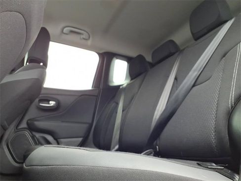 Certified 2023 Jeep Renegade Altitude w/ Convenience Group I image 16