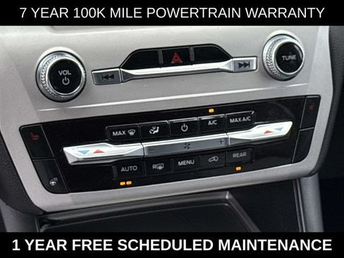 Used 2023 Ford Explorer XLT w/ Equipment Group 202A AWD/4WD image 22