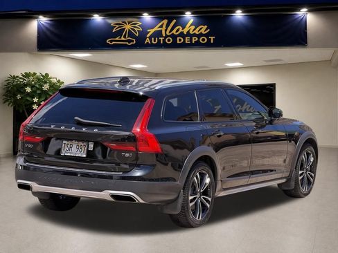 Used 2018 Volvo V90 T5 Cross Country w/ Convenience Package AWD/4WD image 5