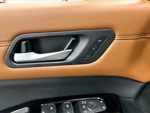 New 2025 Nissan Pathfinder Platinum w/ Lighting Package (N93) image 29