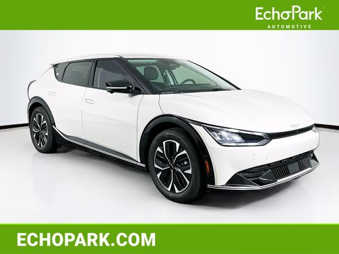 Used 2024 Kia EV6 Wind w/ Wind Technology Package RWD image 1