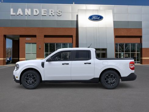 New 2025 Ford Maverick XLT image 3