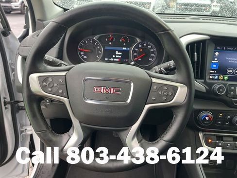 Used 2024 GMC Terrain SLT FWD image 18