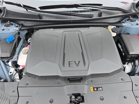 New 2026 Hyundai Ioniq 5 SE image 28