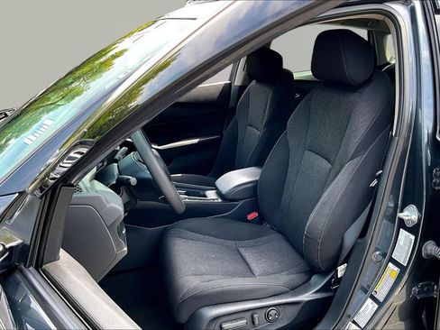 Used 2023 Honda Accord EX image 17