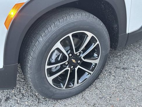 New 2026 Chevrolet TrailBlazer LT w/ Convenience Package image 7