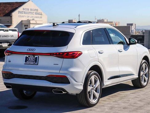 New 2025 Audi Q5 Premium Plus image 4