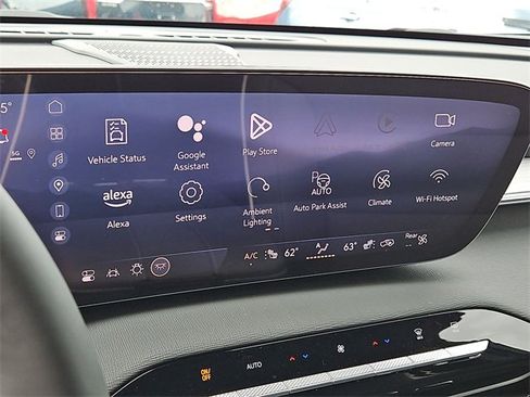 New 2025 Buick Enclave Preferred w/ Super Cruise Package image 24