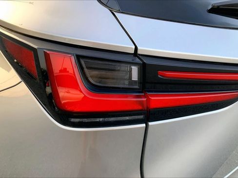 Used 2025 Lexus NX 250 FWD w/ Accessory Package (2T) image 27