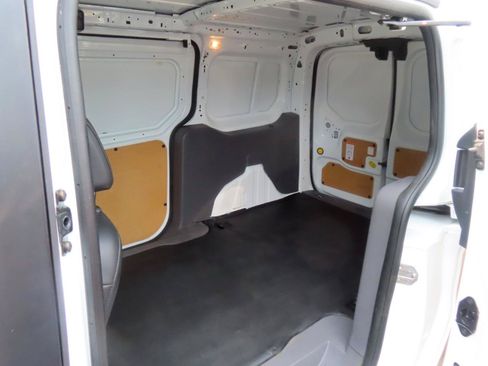Used 2019 Ford Transit Connect XL FWD image 11