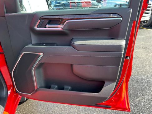New 2026 GMC Sierra 1500 Elevation image 18