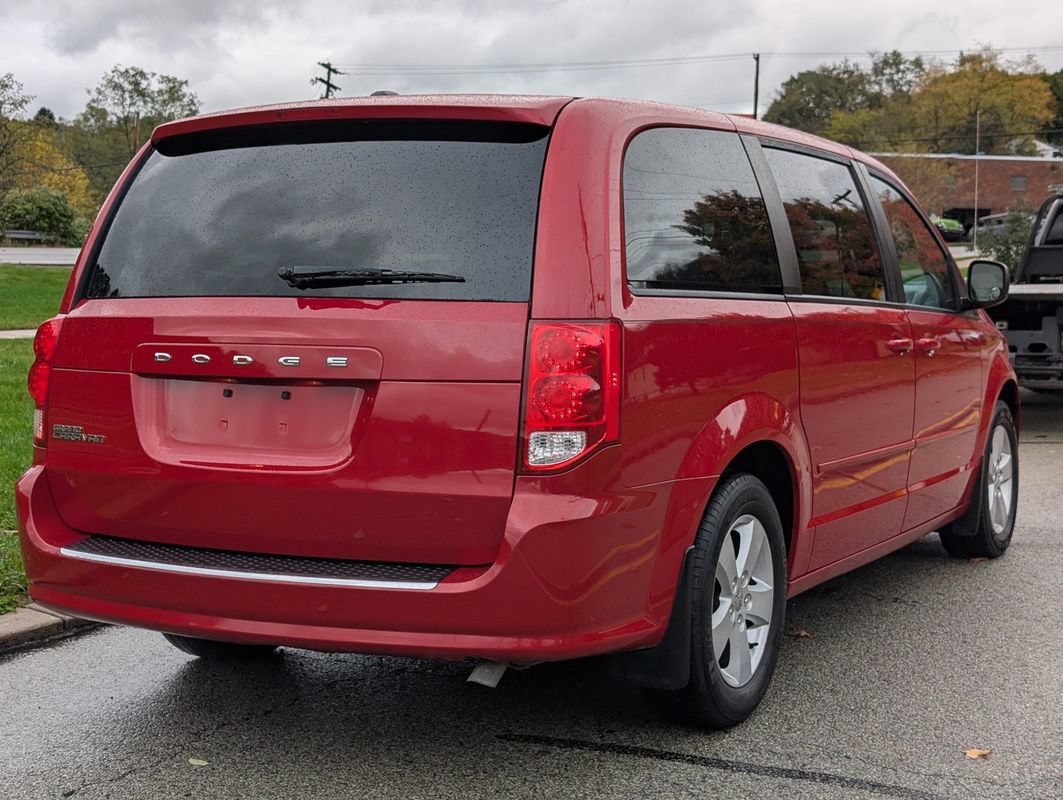 Used 2013 Dodge Grand Caravan SE FWD image 5