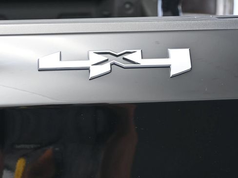 Used 2024 GMC Sierra 1500 Pro w/ Pro Value Package AWD/4WD image 18