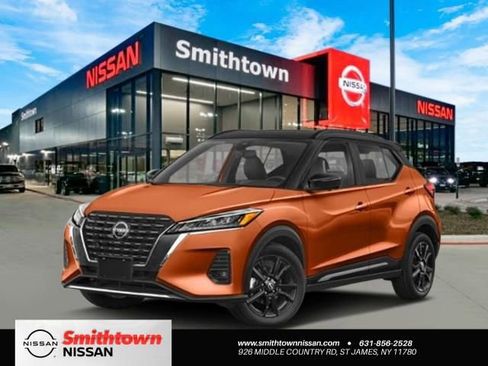 New 2024 Nissan Kicks SR w/ SR Premium Package image 1