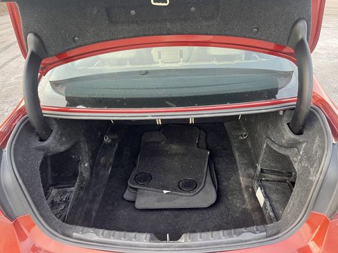 Used 2018 BMW 330i xDrive Sedan w/ Premium Package image 10