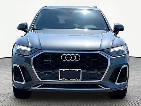 Used 2023 Audi Q5 e Premium Plus AWD/4WD image 3