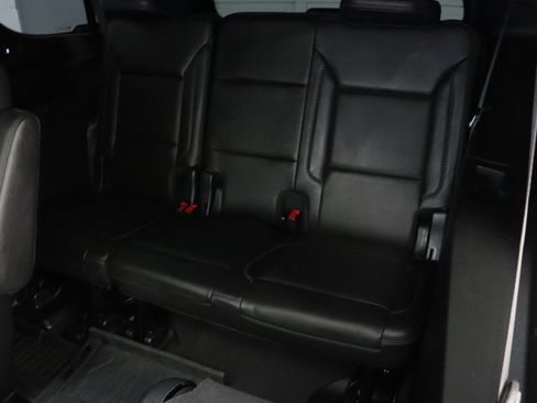 Used 2023 GMC Yukon Denali w/ Advanced Technology Package AWD/4WD image 38