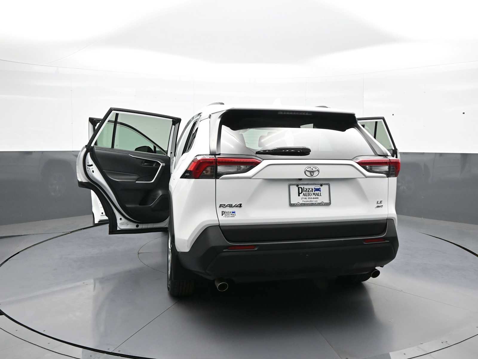 Used 2019 Toyota RAV4 LE w/ All Weather Liner Package AWD/4WD image 45