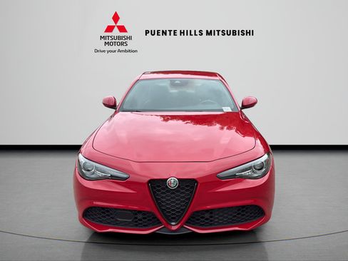 Used 2022 Alfa Romeo Giulia Sprint RWD image 2