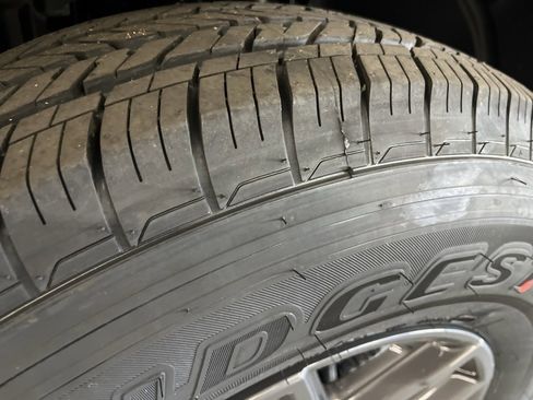 New 2026 Jeep Gladiator Sport image 15