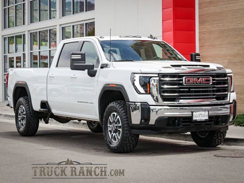 Used 2024 GMC Sierra 3500 SLE w/ SLE Convenience Package AWD/4WD image 1