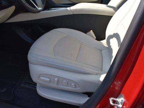 Used 2023 Buick Enclave Premium w/ Experience Buick Package image 7