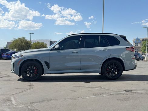 Used 2024 BMW X5 xDrive40i w/ M Sport Package AWD/4WD image 2