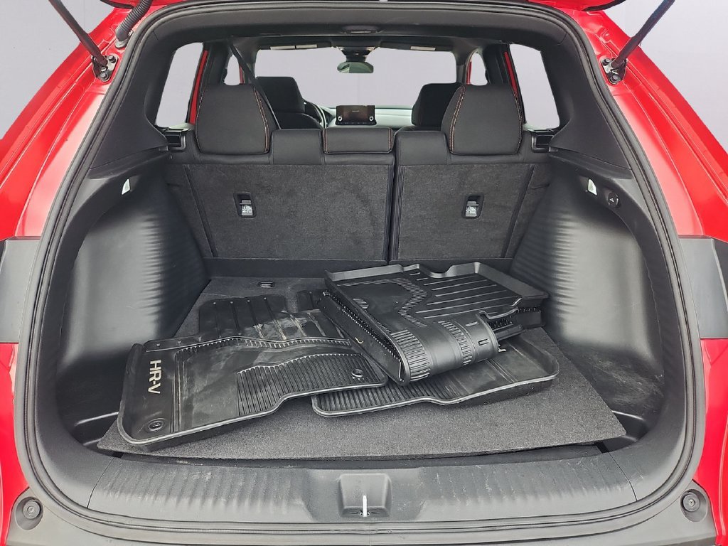 Used 2025 Honda HR-V Sport image 27