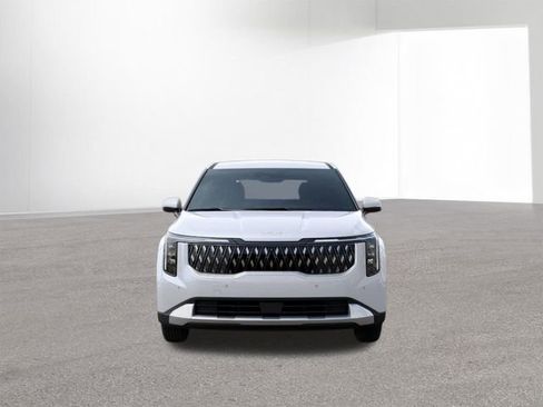 New 2026 Kia Carnival LXS FWD image 2
