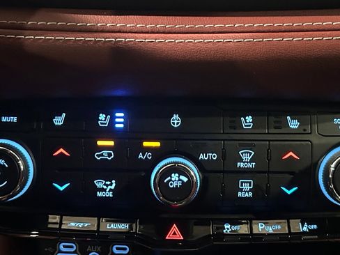 Used 2021 Dodge Durango SRT Hellcat w/ Premium Interior Group AWD/4WD image 91