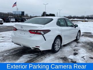 Used 2023 Toyota Camry SE video 3