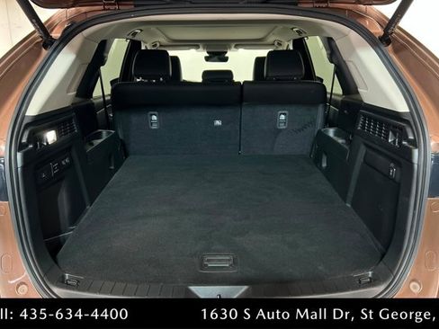 Certified 2025 MAZDA CX-70 Plug-In Hybrid w/ Premium Pkg AWD/4WD image 22