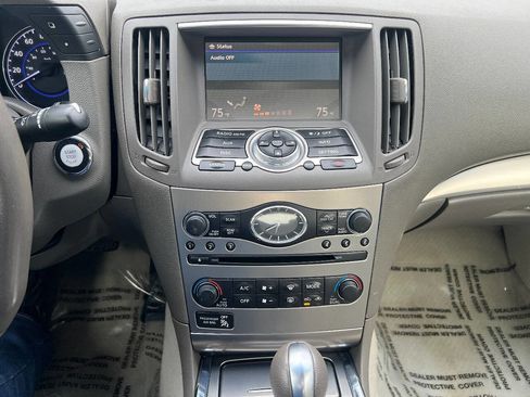 Used 2012 INFINITI G37 x w/ Premium Pkg image 33