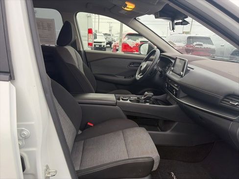 Used 2021 Nissan Rogue S image 13