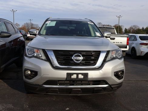Used 2020 Nissan Pathfinder SL image 5