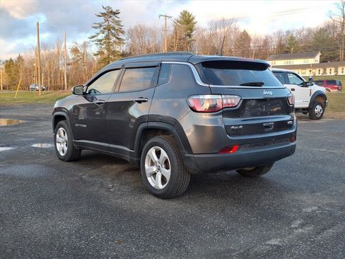 Used 2019 Jeep Compass Latitude w/ Popular Equipment Group image 7