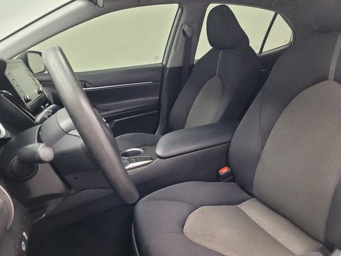 Used 2022 Toyota Camry LE FWD image 17